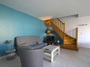 Tasteful apartment in Comes with terrace, Commes